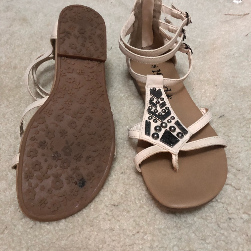 Sandals - Picture 3 of 3